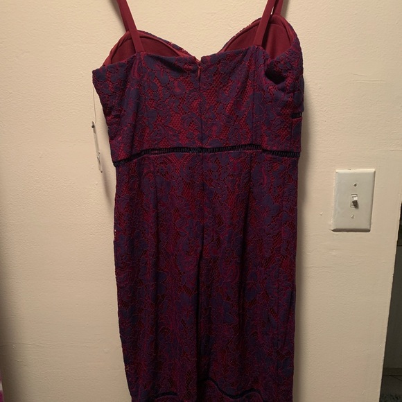 NWT Guess Lace Contrast Dress - Picture 6 of 6